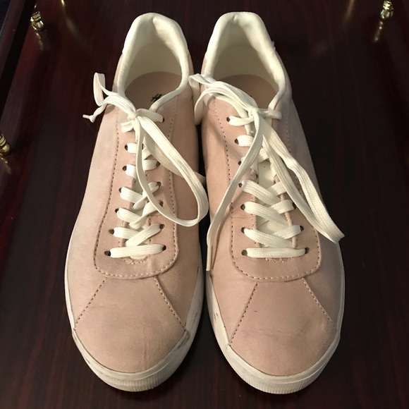 H&M Shoes - Nice Pink Suede H&M Sneakers!